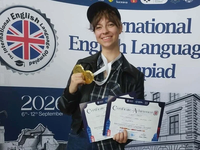 Лина, която разби конкуренцията на Международната олимпиада по английски, гледа към медицината