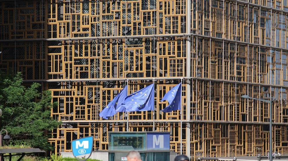Преди заседанието на Европейския съвет Фридрих Мерц призова ЕС да увеличи финансовата подкрепа за Украйна