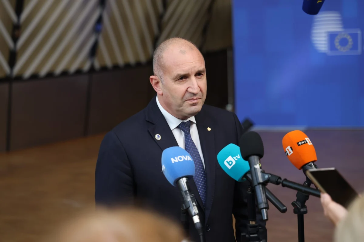 Радев влиза в голямата битка за европейските милиарди! Решаващи дни в ЕС
