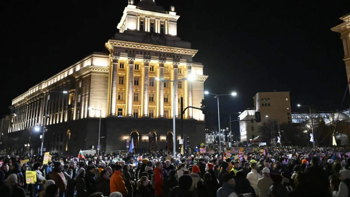 „Утре ще е български кораб“: Тази вечер ще има протест срещу властта, която „не може да разпознае руската заплаха и да защити Отечеството“