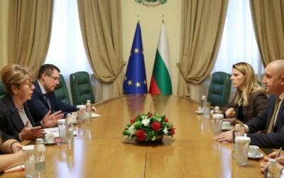 Радев вика Митрофанова, отеква чак в Сърбия: Медия в Белград го предупреди за масови протести