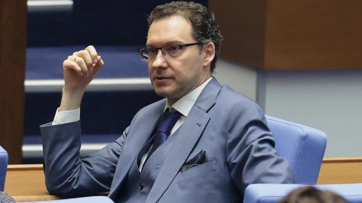 „Не е нужно да намериш на дъното дрон с надпис „Сделано в СССР“, за да имаш позиция“: Митов предупреди какво следва за българите