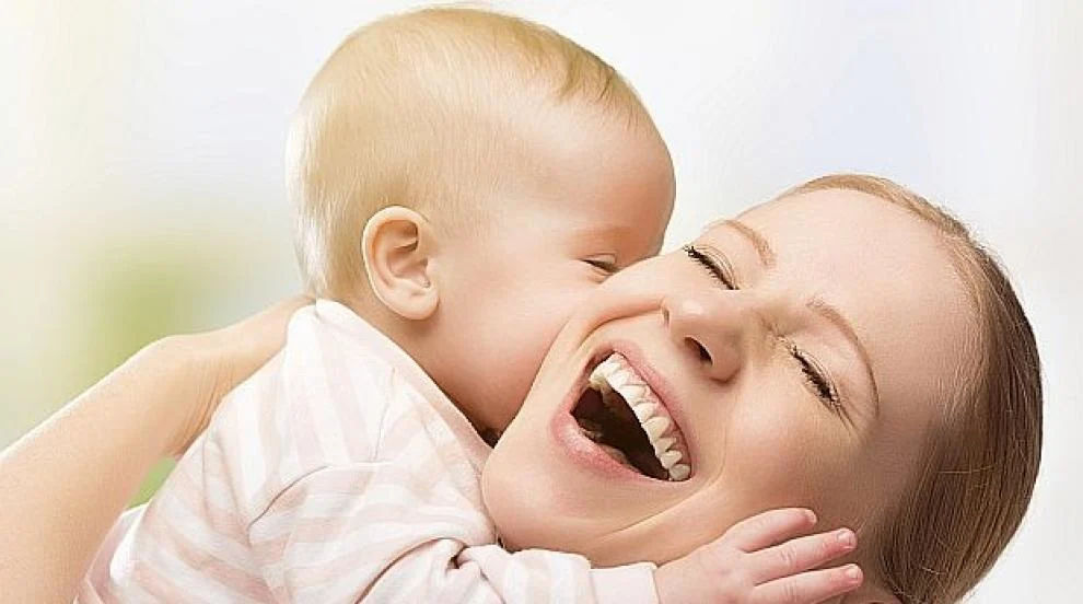С над 56% скачат помощите при раждане на дете, майчинството за втората година става 450 евро
