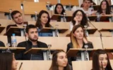 Общината създаде електронен „Пътеводител на студента в Бургас“