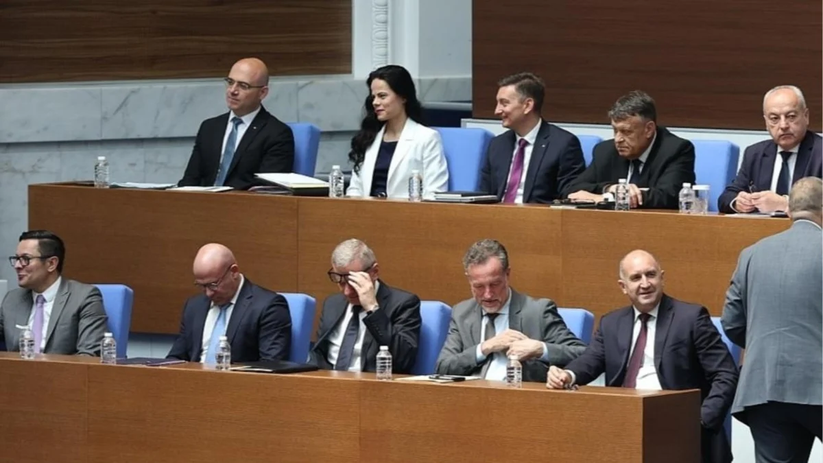 Правителството предвижда бюджетният дефицит да стане 3% до 2029 г.