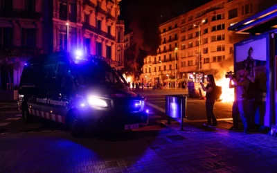 Полицията в Испания разби банда, обирала домовете на звезди от Барселона