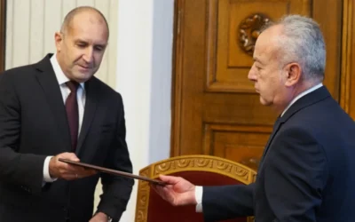 „Пращат го в Брюксел зад гърба на обществото“: Критики към първия бюджет на ПБ, който „изтупва данъкоплатците като брашнен чувал“