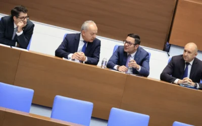 Планът на кабинета „Радев“ за Бюджет 2027: Скромен ефект от по-ниските разходи, приходите падат като дял от икономиката