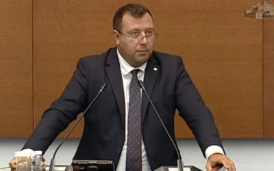 Петър Петров от „Възраждане“ попита: Увеличението с 30% на винетките, ще доведе ли до по-безопасни пътища