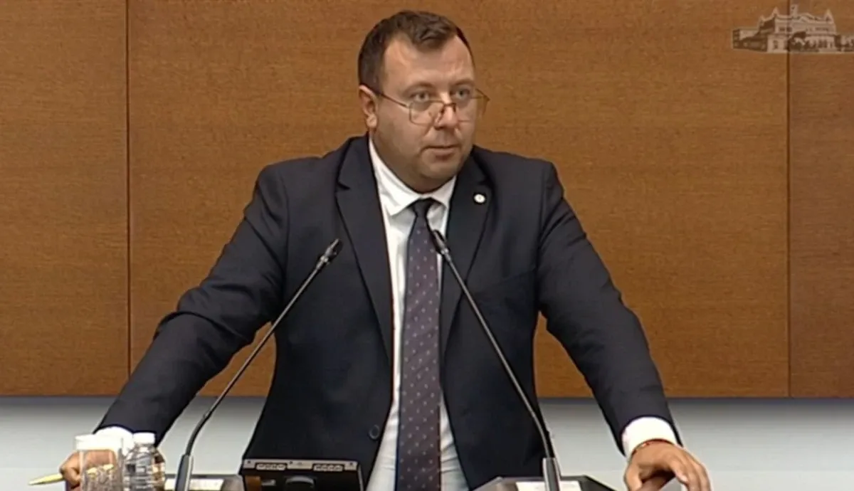 Петър Петров от „Възраждане“ попита: Увеличението с 30% на винетките, ще доведе ли до по-безопасни пътища