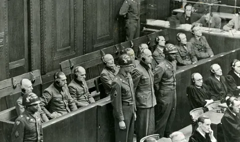 На 16 октомври 1946 г. екзекутират 10 нацистки лидери