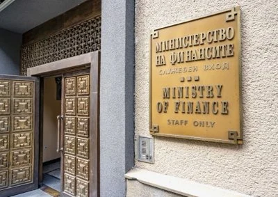 Без резултат от разговорите между синдикати, работодатели и управляващи във финансовото министерство