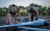 Бескрестнов: Преговаряме със SpaceX и Пентагона за премахване на ограниченията по Starshield
