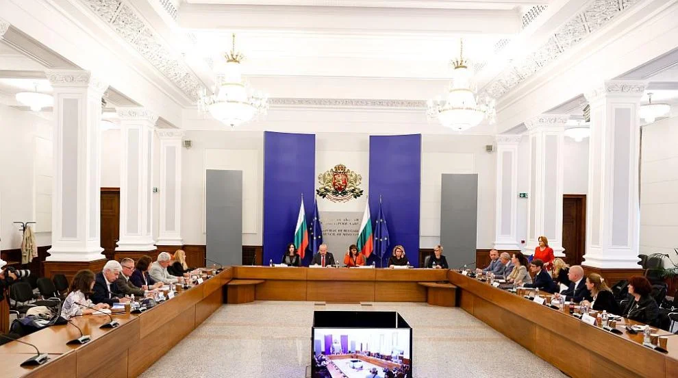 Промените в правилата за пенсионните фондове разделиха социалните партньори