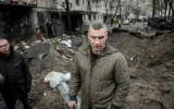 Стотици протестираха в Киев с искане за оставка на Кличко