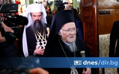 Вартоломей: „Цар Самуил е ваш владетел“ – посрещнаха го с протест в София (снимки)