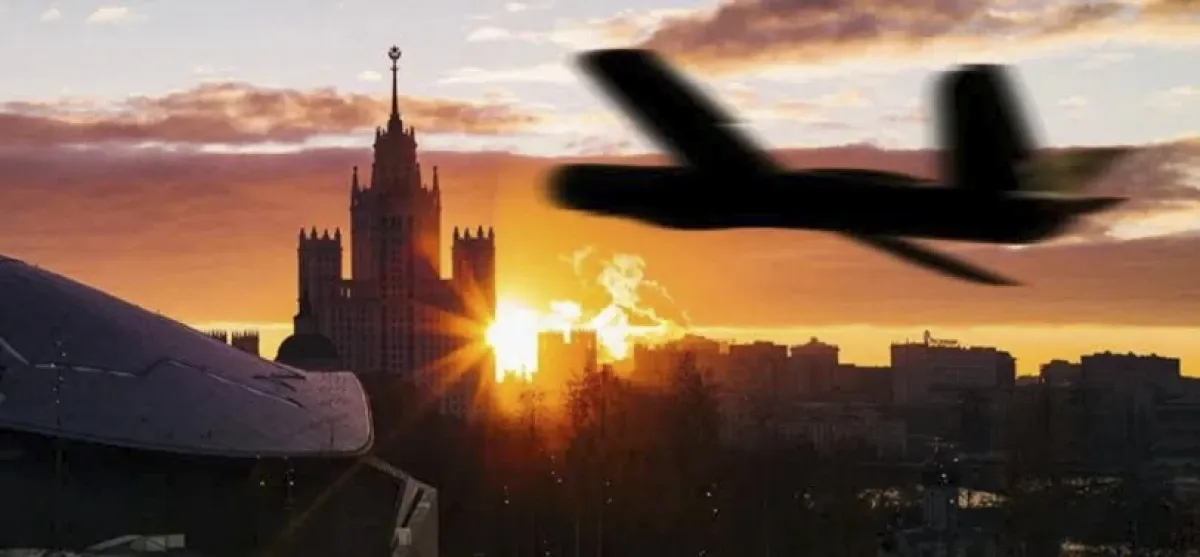 Дроновете атакуваха Санкт Петербург: гори петролен терминал, ударен е център за данни