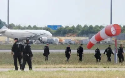 Полицейска операция затвори писта на летище Лайпциг/Хале