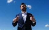 Франция гори, Ванс посочи виновниците. Остър удар срещу либералите