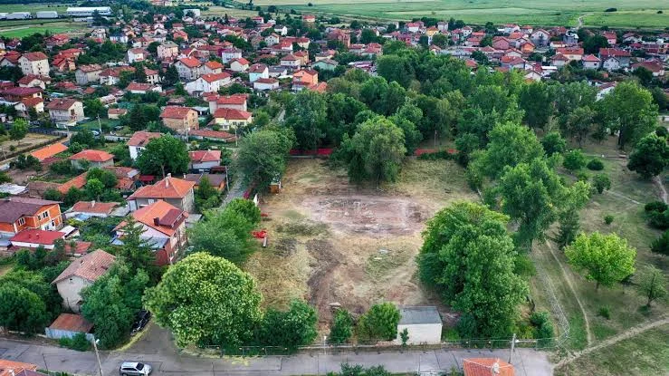 Село край София крие римско чудо и завод на световен гигант. Къщите стигат 590 000 евро