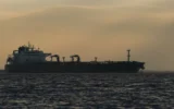 Нов танкер изгърмя в Ормузкия проток, Иран има нов военен министър (ВИДЕО)