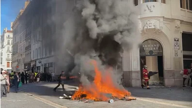 След погромите във Франция: Страната е в политическа безтегловност и тежка финансова криза