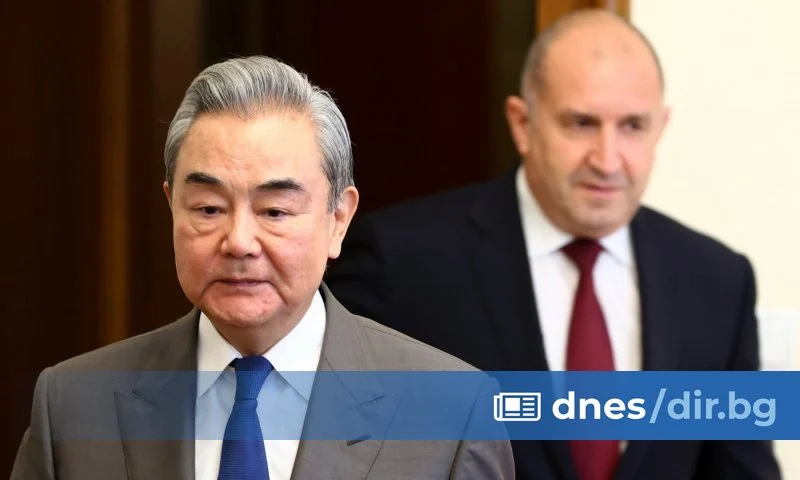 Радев: България може да свърже Европа и Китай