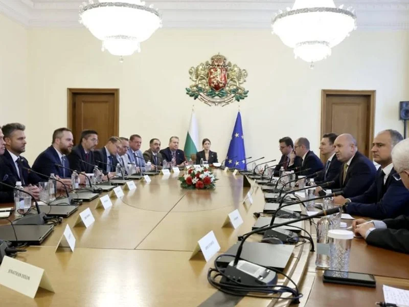 Радев: България е готова да насърчи инвестиции, които носят висока добавена стойност и внедряват успешни бизнес модели