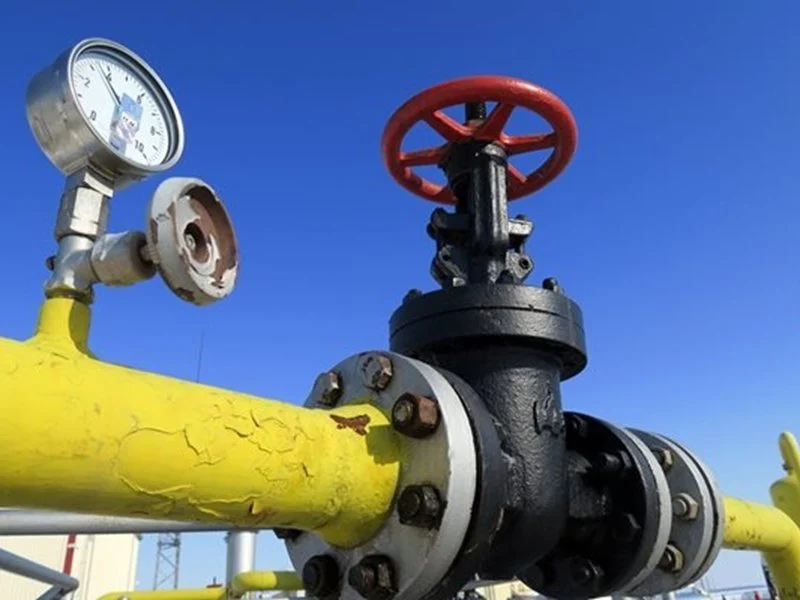 Газът у нас, изчислен през заплата, класира София сред 5-те най-скъпи столици (Графика)