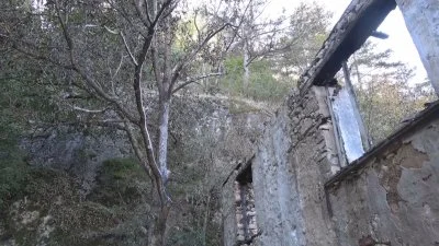 Семейство с 10 деца остана без дом в Смолян, след като къщата им изгоря