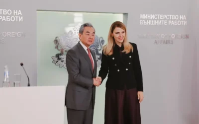 България и Китай обсъдиха разширяването на икономическото сътрудничество и свързаността между Европа и Азия