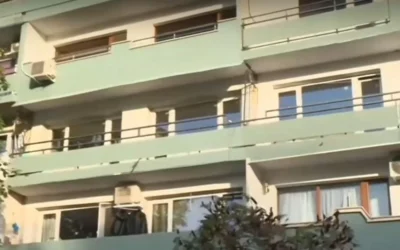 „Водопади“ в апартаментите: Незавуршено саниране остави блок със 117 семейства в Ловеч с течове
