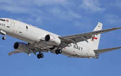 Американски военноморски самолет патрулира над Черно море