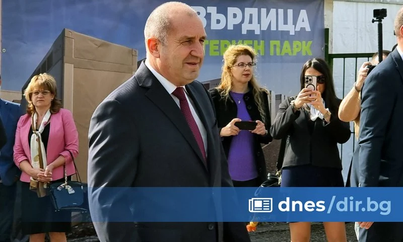 Радев: България няма да участва в новите 70 милиарда помощ за Украйна
