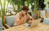Успешна workcation почивка: Как да работиш от плажа и да запечаташ най-хубавите си спомени с УМЕН бюджет