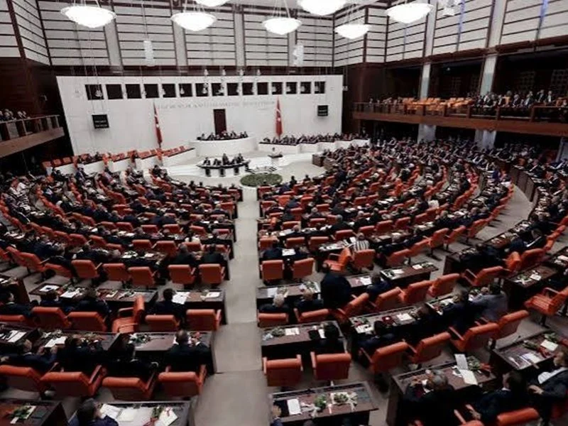 Текстът на отбранителния пакт от Мека излезе преди гласуването в турския парламент