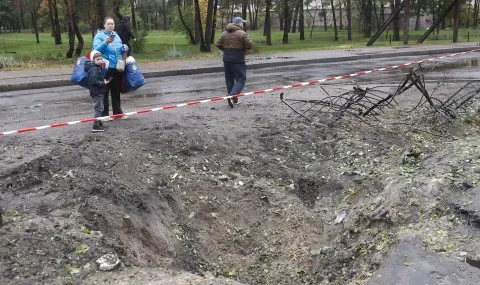 Русия разшири ударите по енергийната инфраструктура на Украйна, засегнати са и западни области