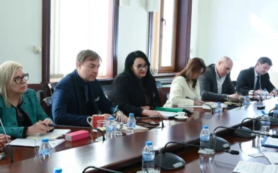 България осигурила правна помощ на 12 287 деца бежанци