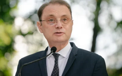 Румъния с правителство, крепи се на косъм