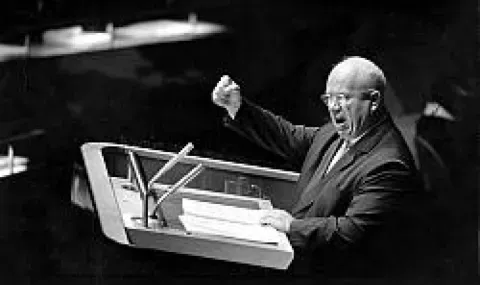 Как Хрушчов размаха обувката си в ООН през 1960 г