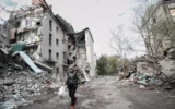 „Не помня кога за последно съм спала“: как живеят в Славянск