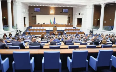 „Управляващите прикриват Йотова“: Опозицията с остри критики за проваленото заседание за „петричкия Ескобар“