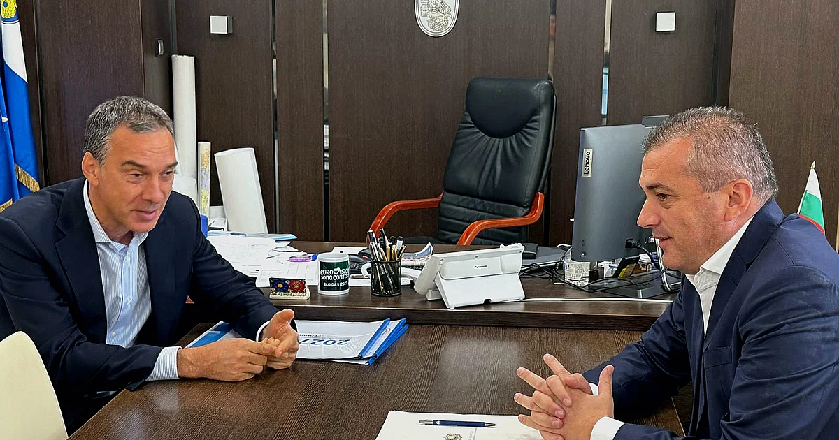 Бургас готви повече влакове и полети за ;Евровизия 2027;