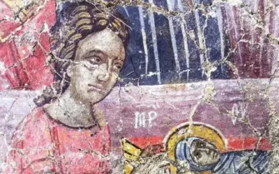 Археолози разкриха в Мелник най-големия досега фрагмент от средновековен стенопис