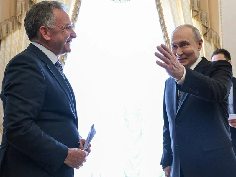 Путин праща дизела към САЩ, освободи американец след молба от Тръмп (Обзор)