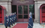 14 пъти питат президентството за помилванията от месец насам, 14 пъти им отговарят (Обзор)