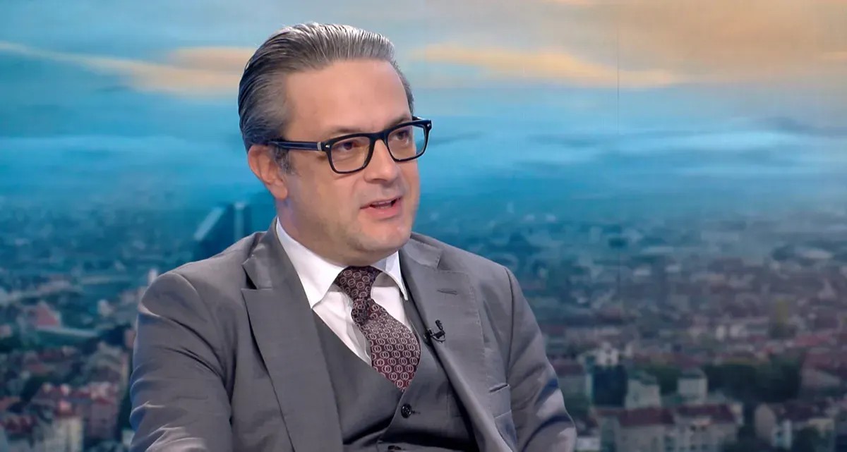„А след декември?“: Тома Биков с предупреждение за горивата