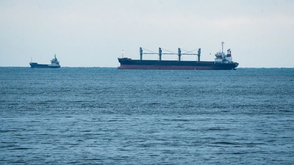 Обект, наподобяващ морска мина, е забелязан край Емине