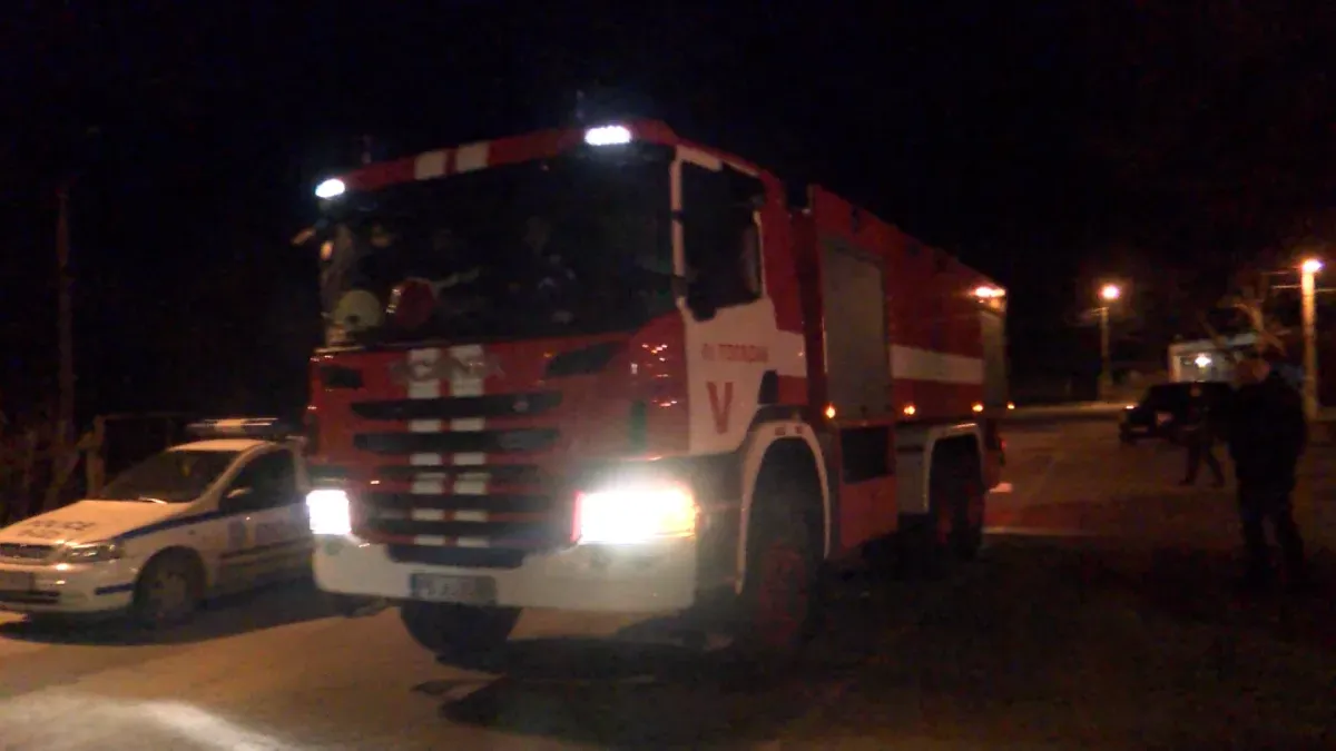 Спасиха семейство с две деца, закъсало с автомобил в гората край Котел