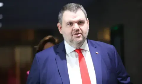 Коледа подранява